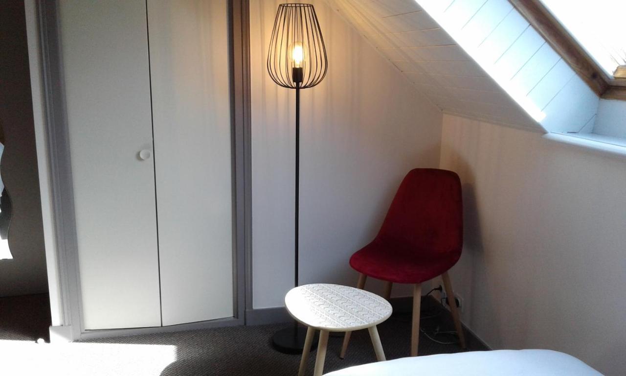 Hotel Restaurant Le Capricorne Pouldreuzic Kültér fotó