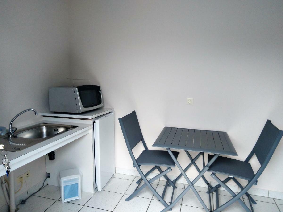 Hotel Restaurant Le Capricorne Pouldreuzic Kültér fotó