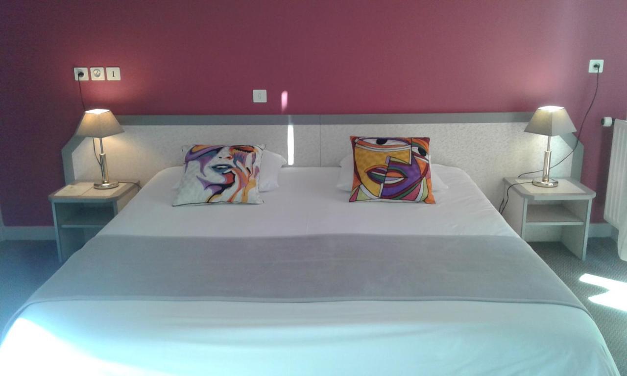 Hotel Restaurant Le Capricorne Pouldreuzic Kültér fotó